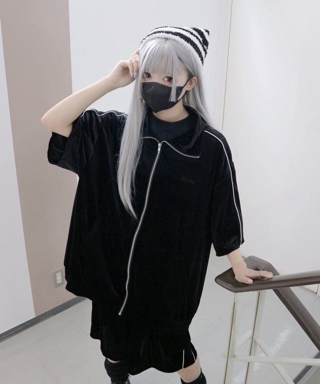 ベロキラの半袖