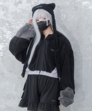 ブラック