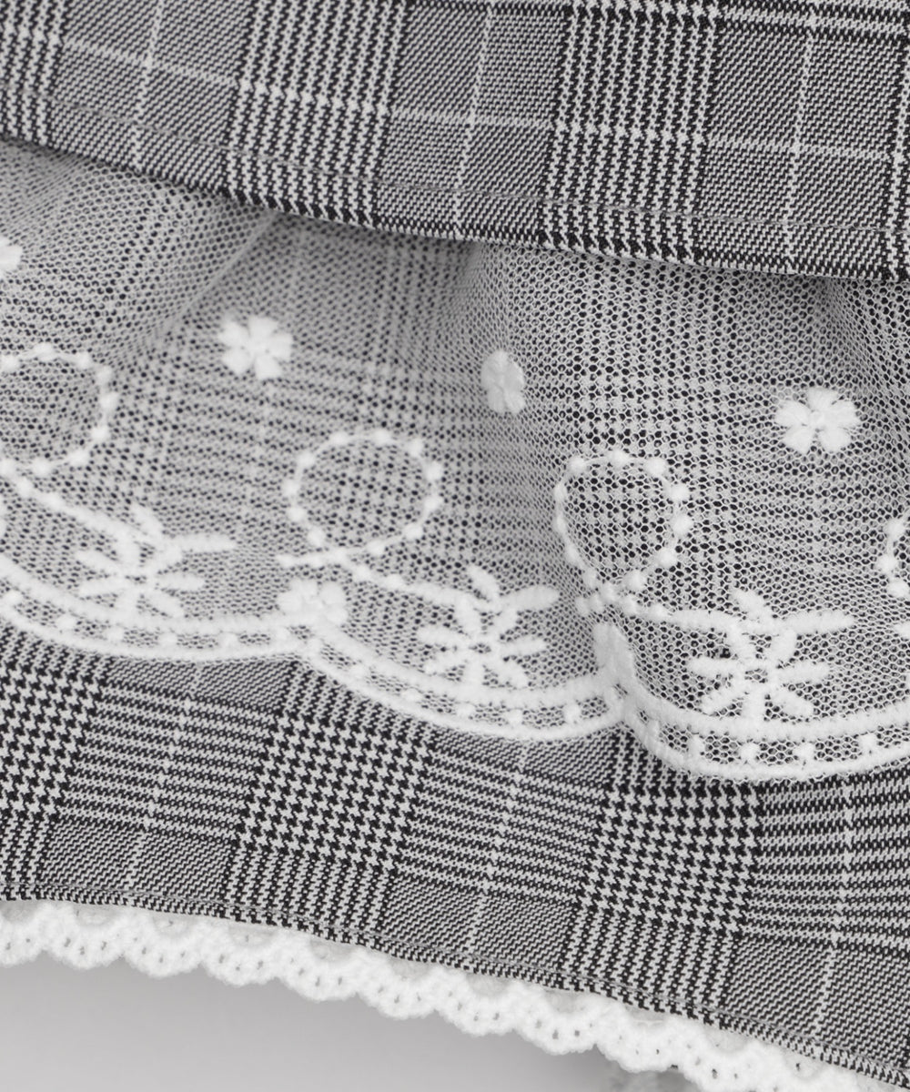 バブみでヤバみなフリフリスカート