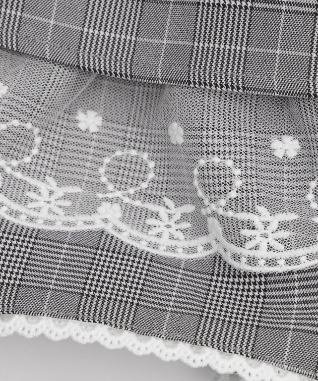 バブみでヤバみなフリフリスカート