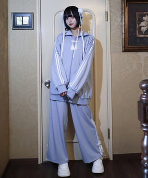 カリスマニートきゃわたんパンダジャージ