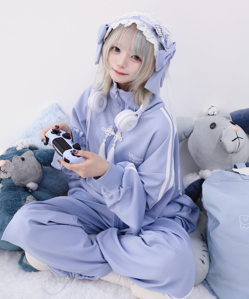 カリスマニートきゃわたんパンダジャージ