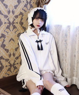 カリスマニートきゃわたんパンダジャージ