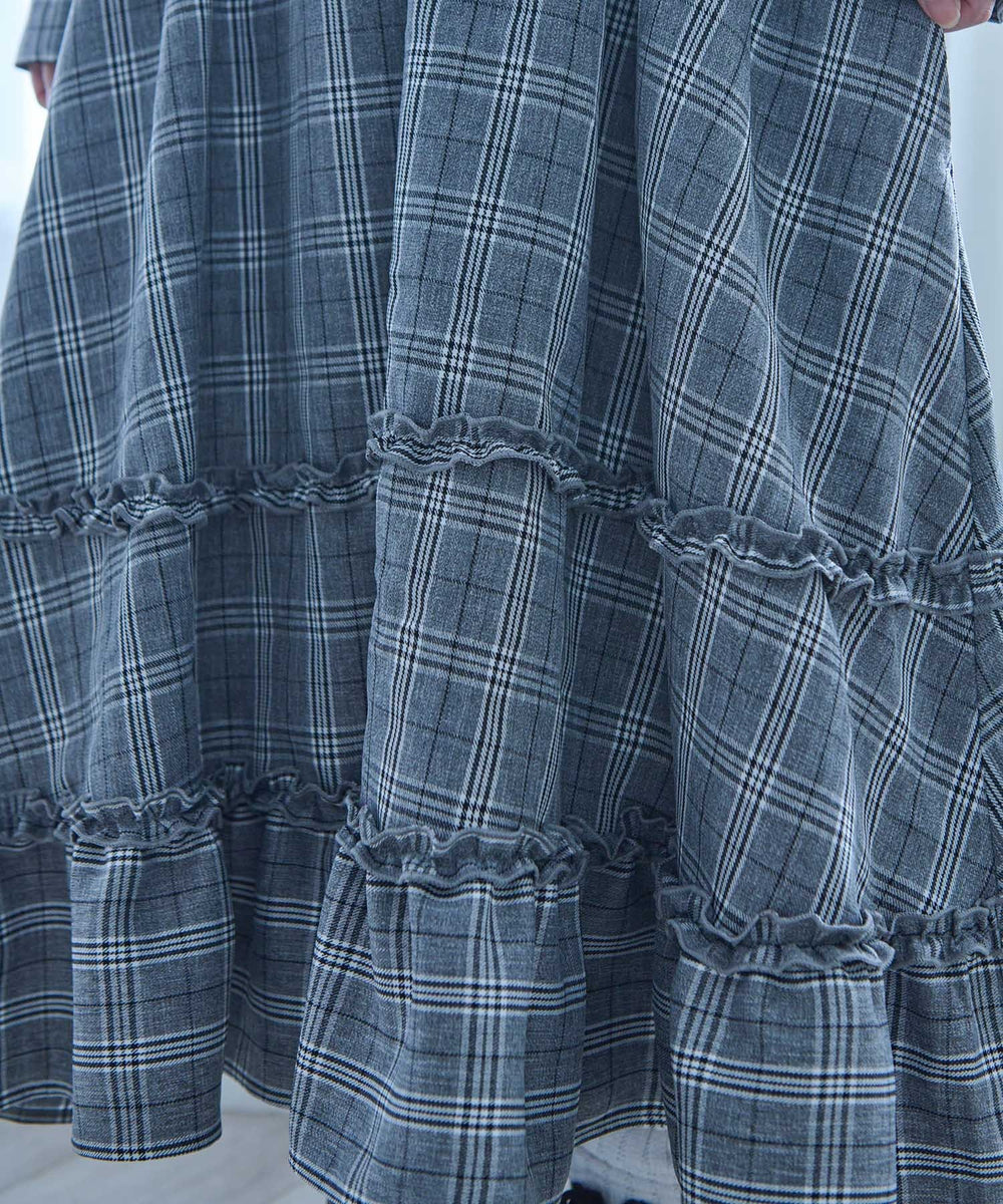 休日のプリプリりんスカート