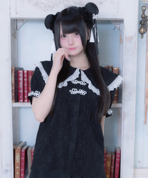 ブラック