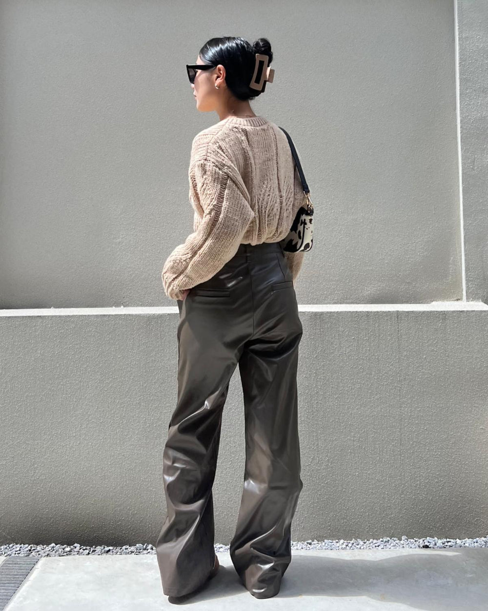 ケーブルニットトップス