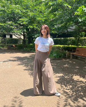 タックワイドフレアパンツ