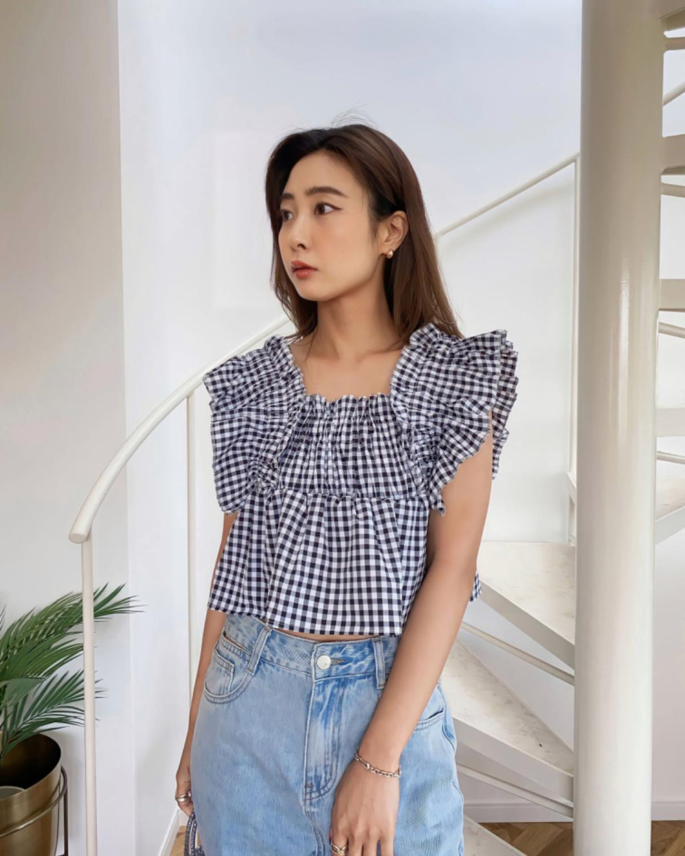 ギンガムフリルブラウス