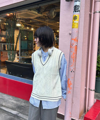 ブルー / F