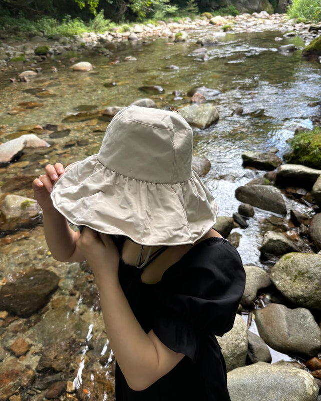 黒いフリルデザインのカジュアルハットワンダフルワールドピコフリル帽子 黒いフリルデザインのカジュアルハットワンダフルワールドピコフリル帽子