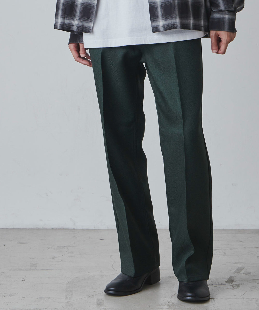 Dグリーン モデル：181cm L着用