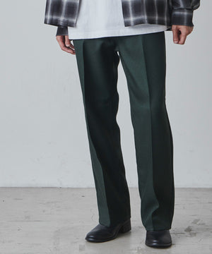 Dグリーン モデル：181cm L着用