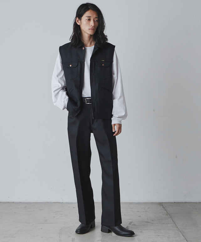 ブラック モデル：181cm L着用