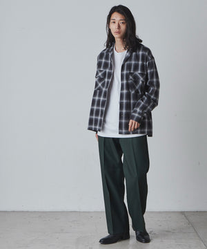 Dグリーン モデル：181cm L着用