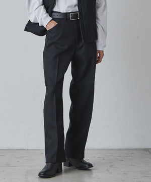 ブラック モデル：181cm L着用