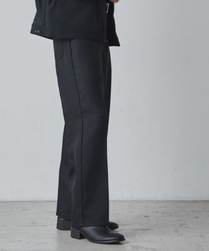 ブラック モデル：181cm L着用