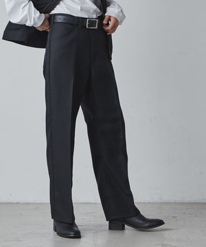 ブラック モデル：181cm L着用