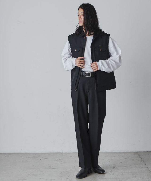 ブラック モデル：181cm L着用