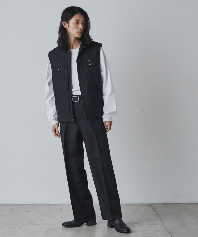 ブラック モデル：181cm L着用