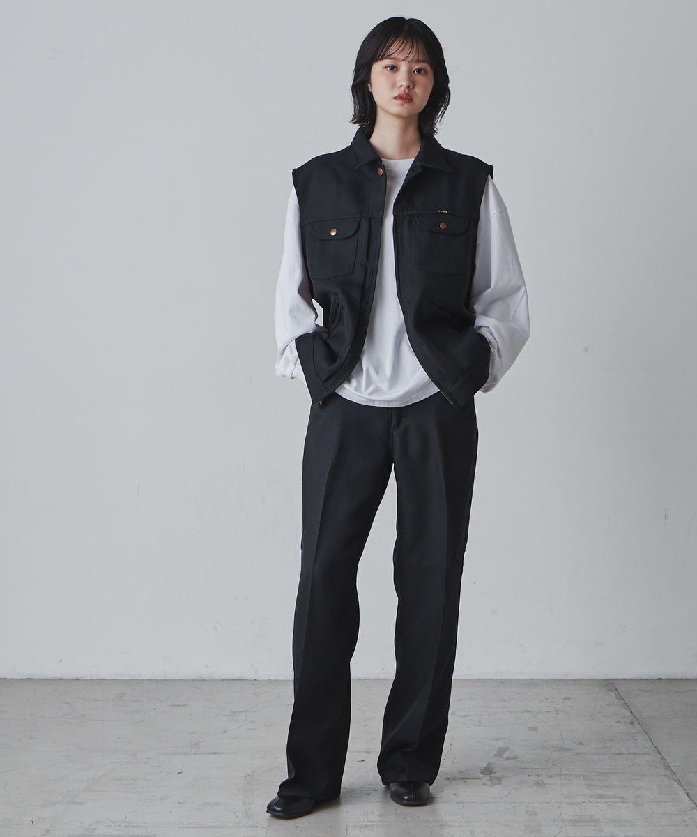 ブラック モデル：170cm L着用