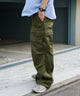 カーキ モデル:178cm Lサイズ着用