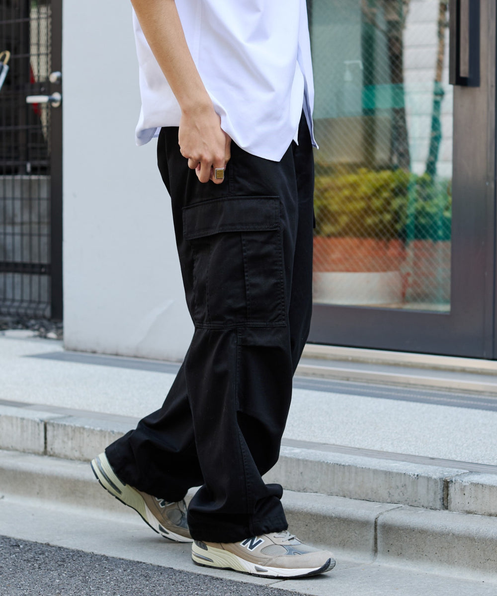 ブラック モデル:178cm Lサイズ着用