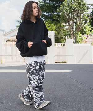 柄1 モデル:178cm Lサイズ着用