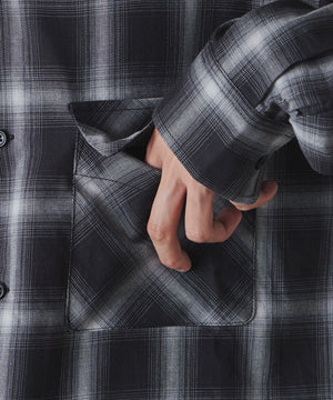 オンブレーチェックシャツ