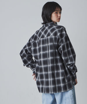 ブラック系チェック1 モデル：170cm M着用