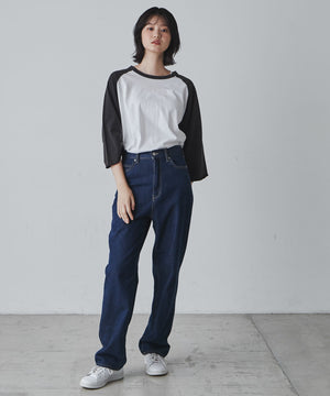 ホワイト モデル：170cm M着用