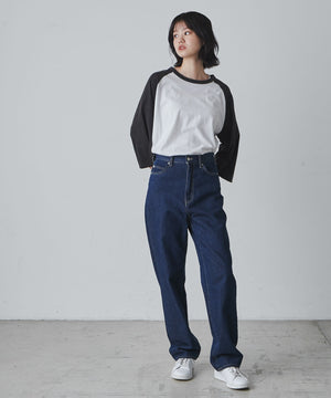 ホワイト モデル：170cm M着用