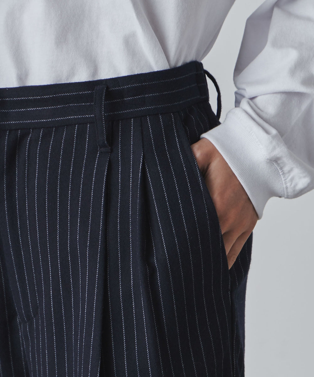 ストライプ2タックトラウザー