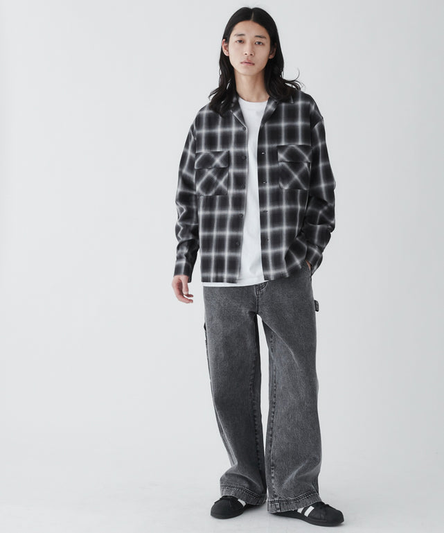 ブラックその他 モデル：181cm L着用