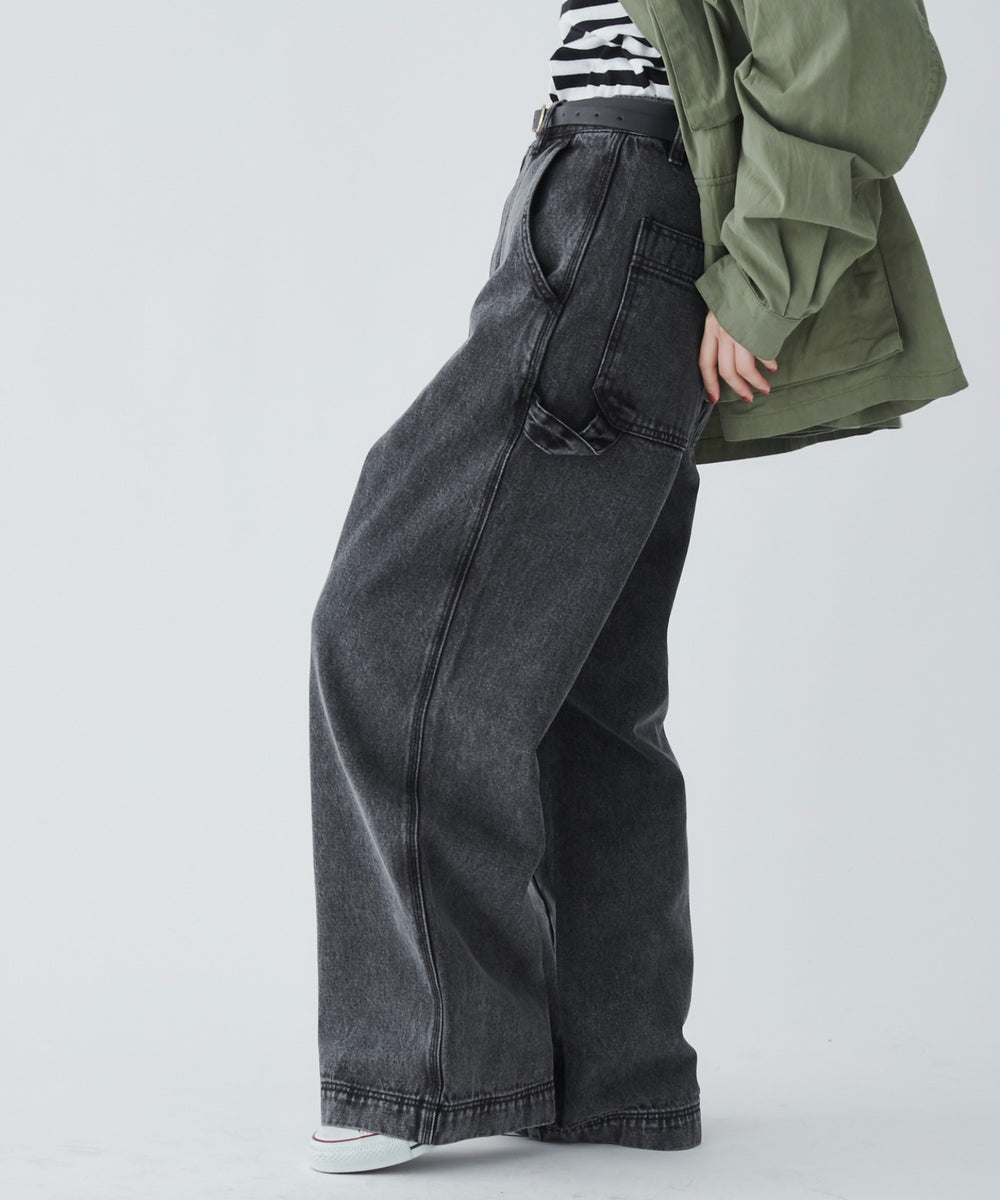 ブラックその他 モデル：165cm M着用