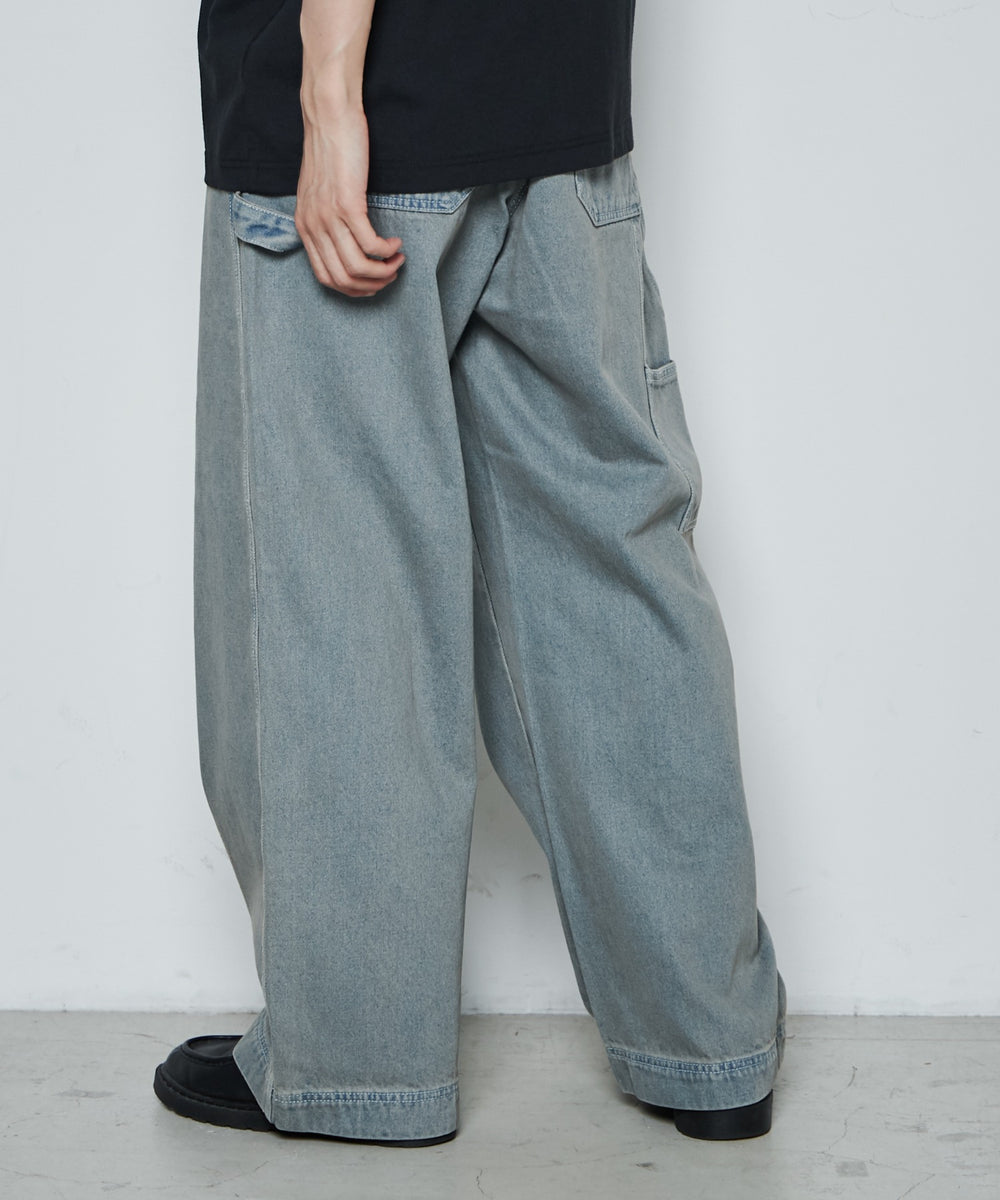 デニム中濃加工色 モデル：181cm L着用