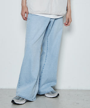 デニム淡色 モデル：181cm L着用