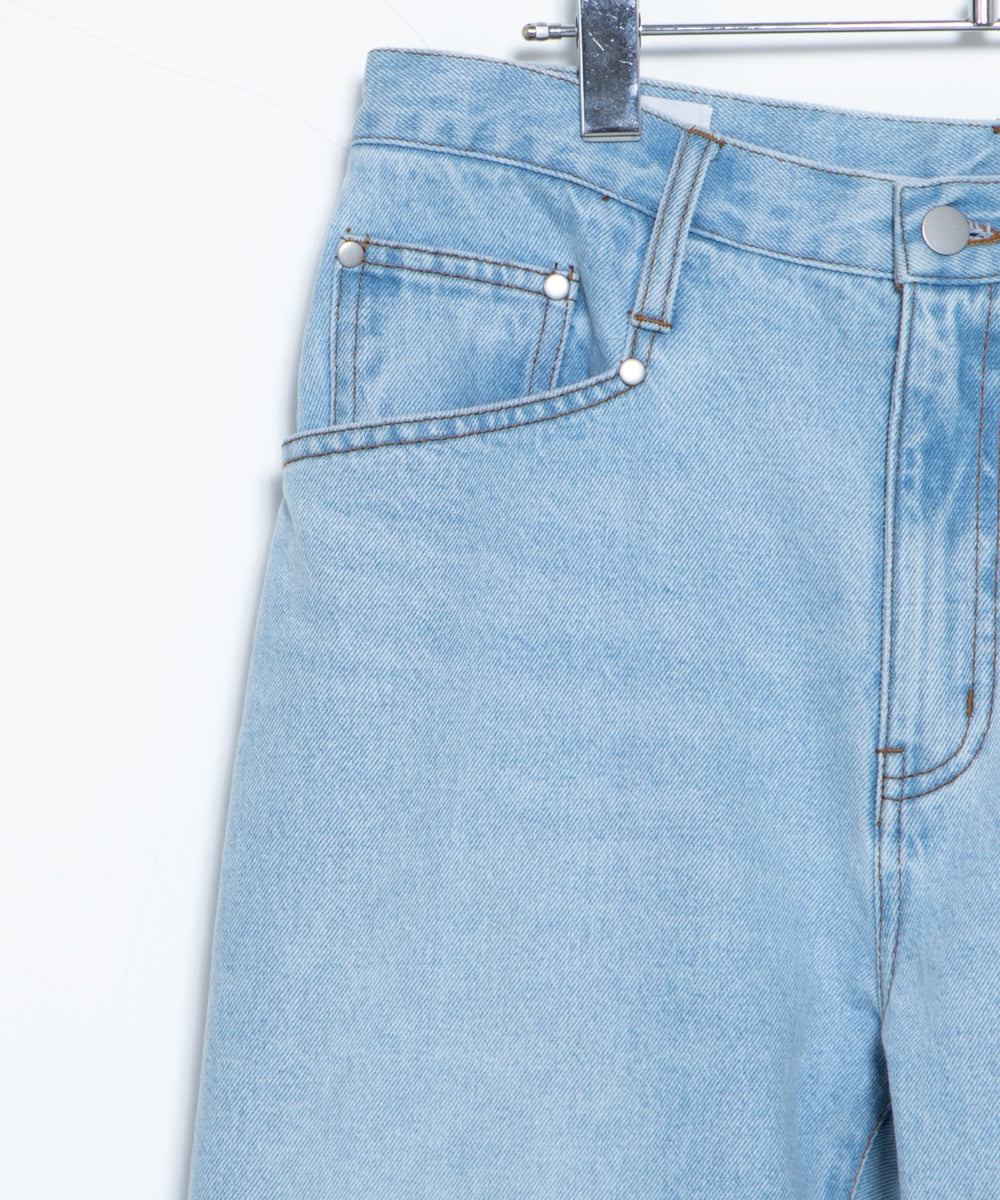 ルーズフィットフレアパンツ