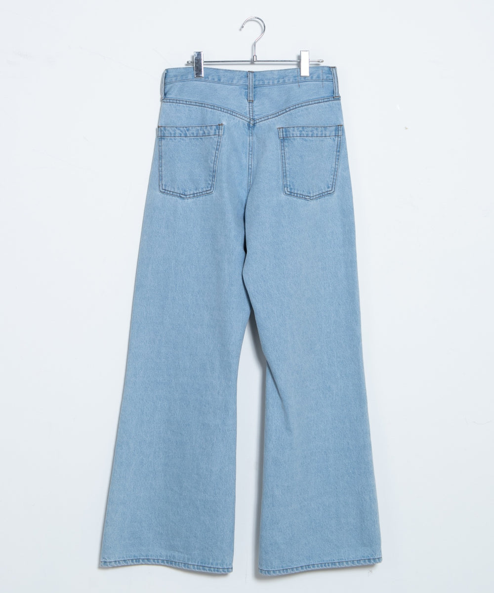 ルーズフィットフレアパンツ