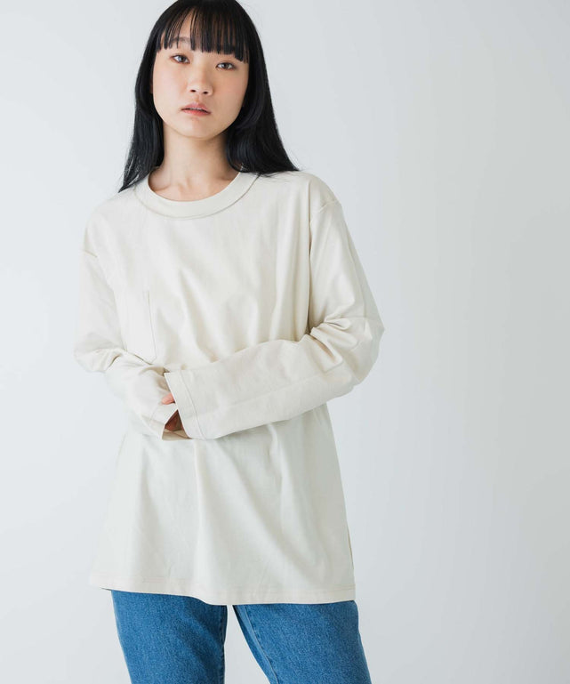 オフホワイト モデル：170cm M着用