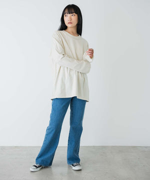 オフホワイト モデル：170cm M着用