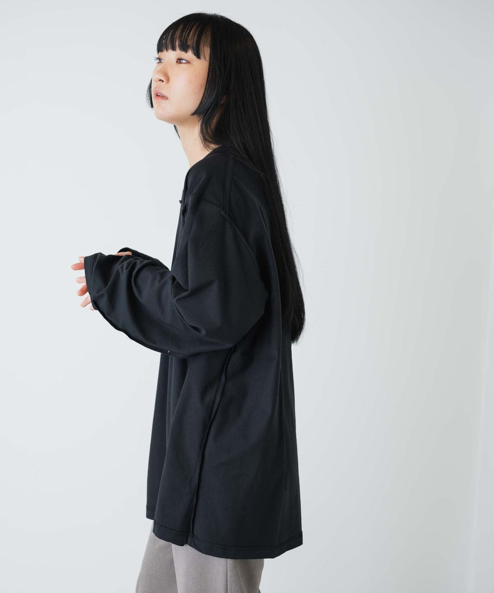 ブラック モデル：170cm M着用