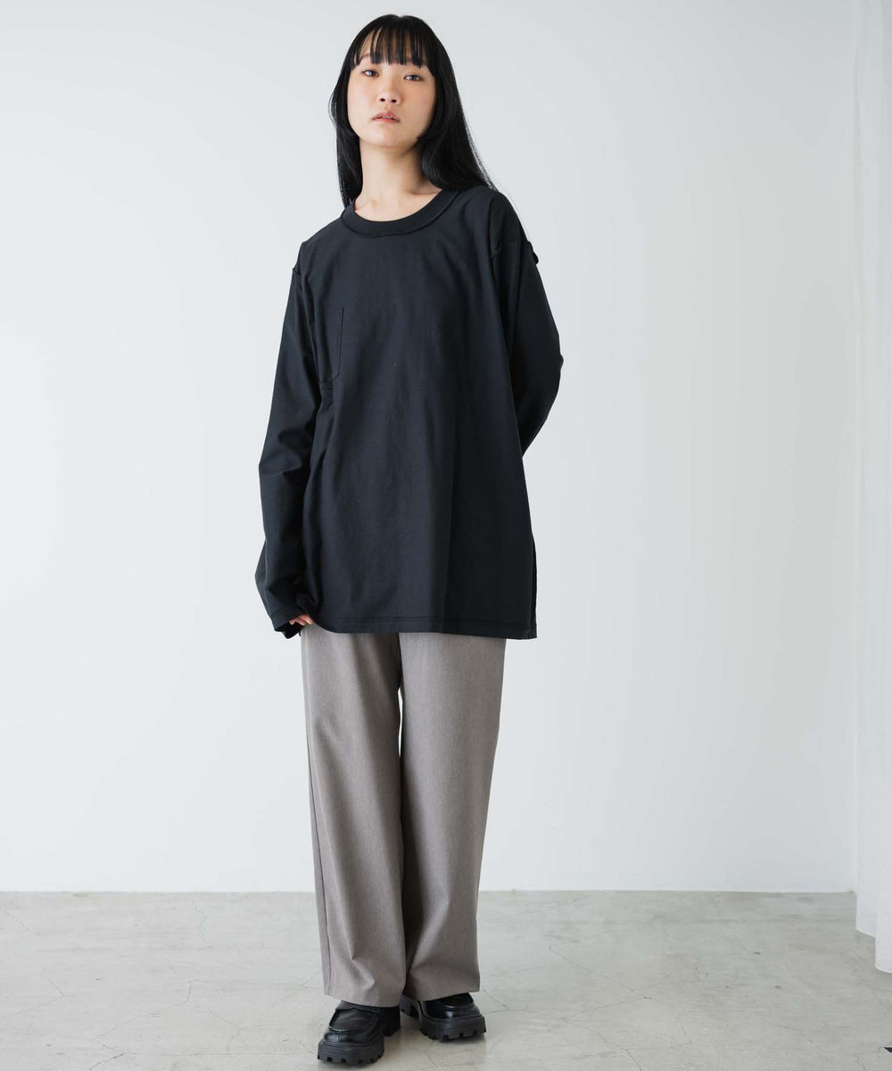 ブラック モデル：170cm M着用