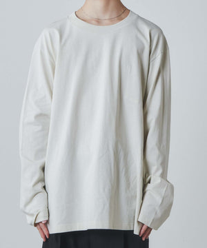 オフホワイト モデル：172cm L着用