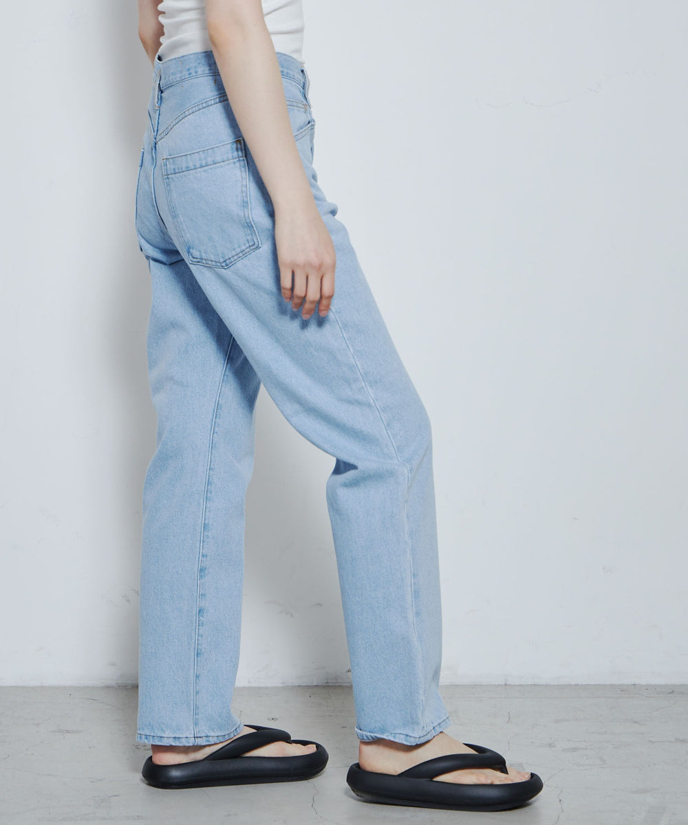 スリムストレートデニムパンツ