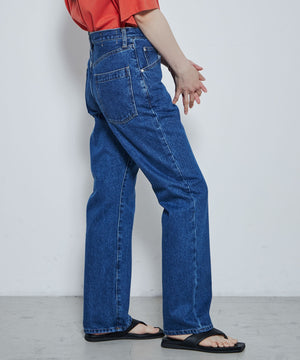 スリムストレートデニムパンツ