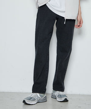 スリムストレートデニムパンツ