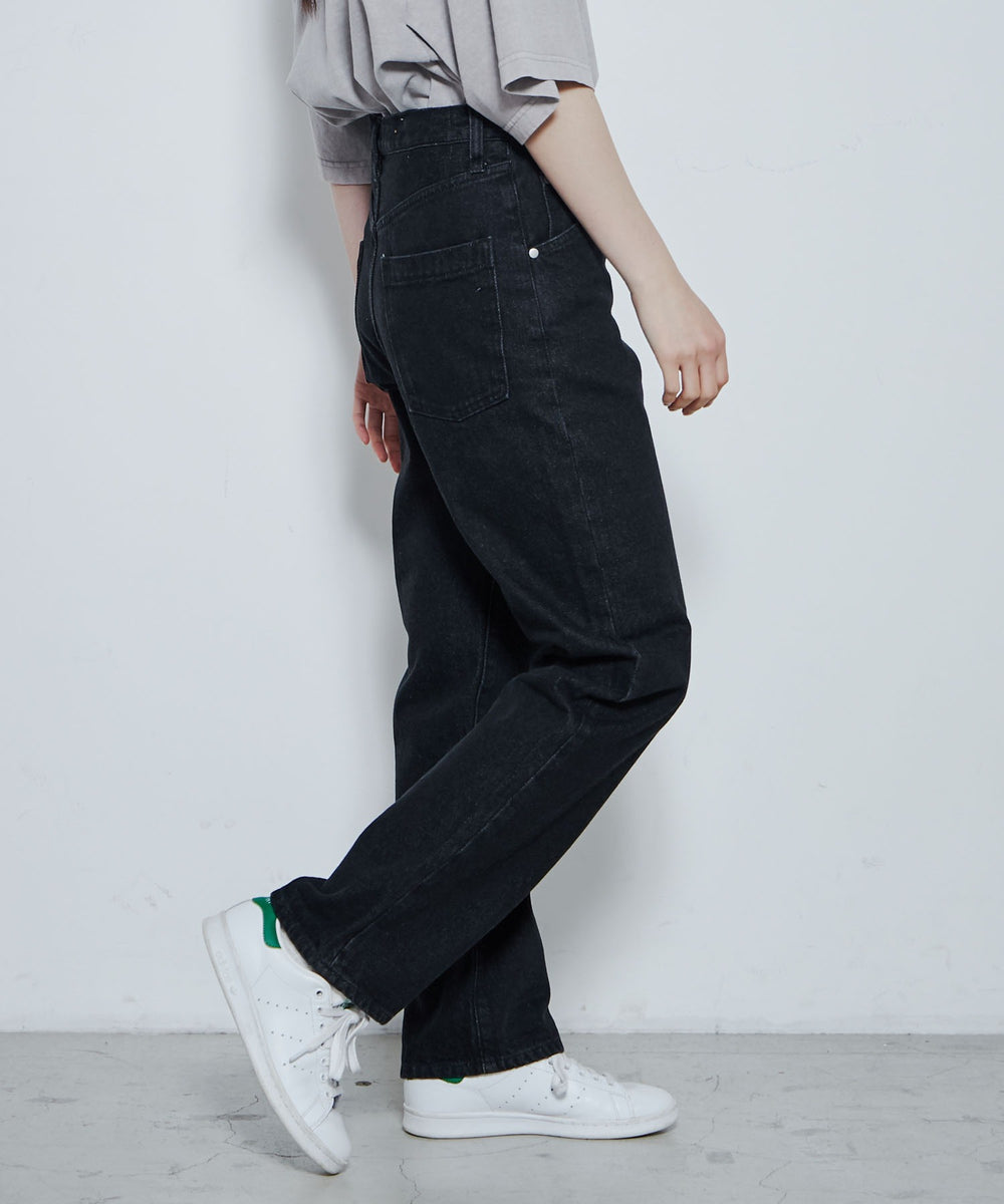 スリムストレートデニムパンツ