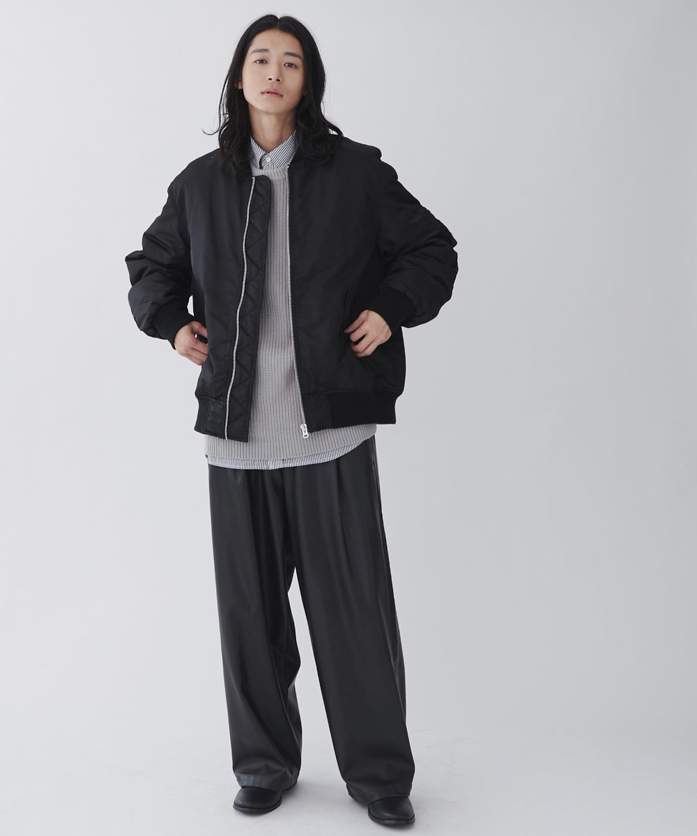 ブラック モデル：181cm L着用