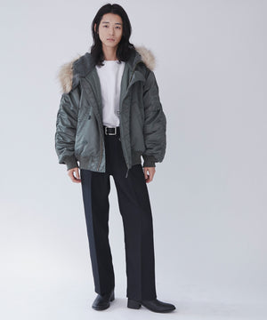 カーキ モデル：181cm L着用