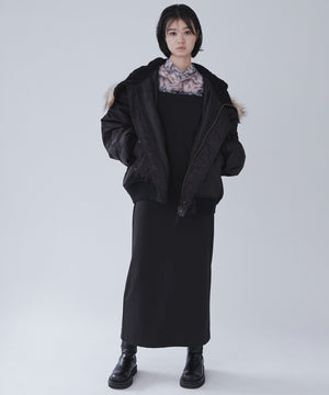 ブラック モデル：170cm M着用